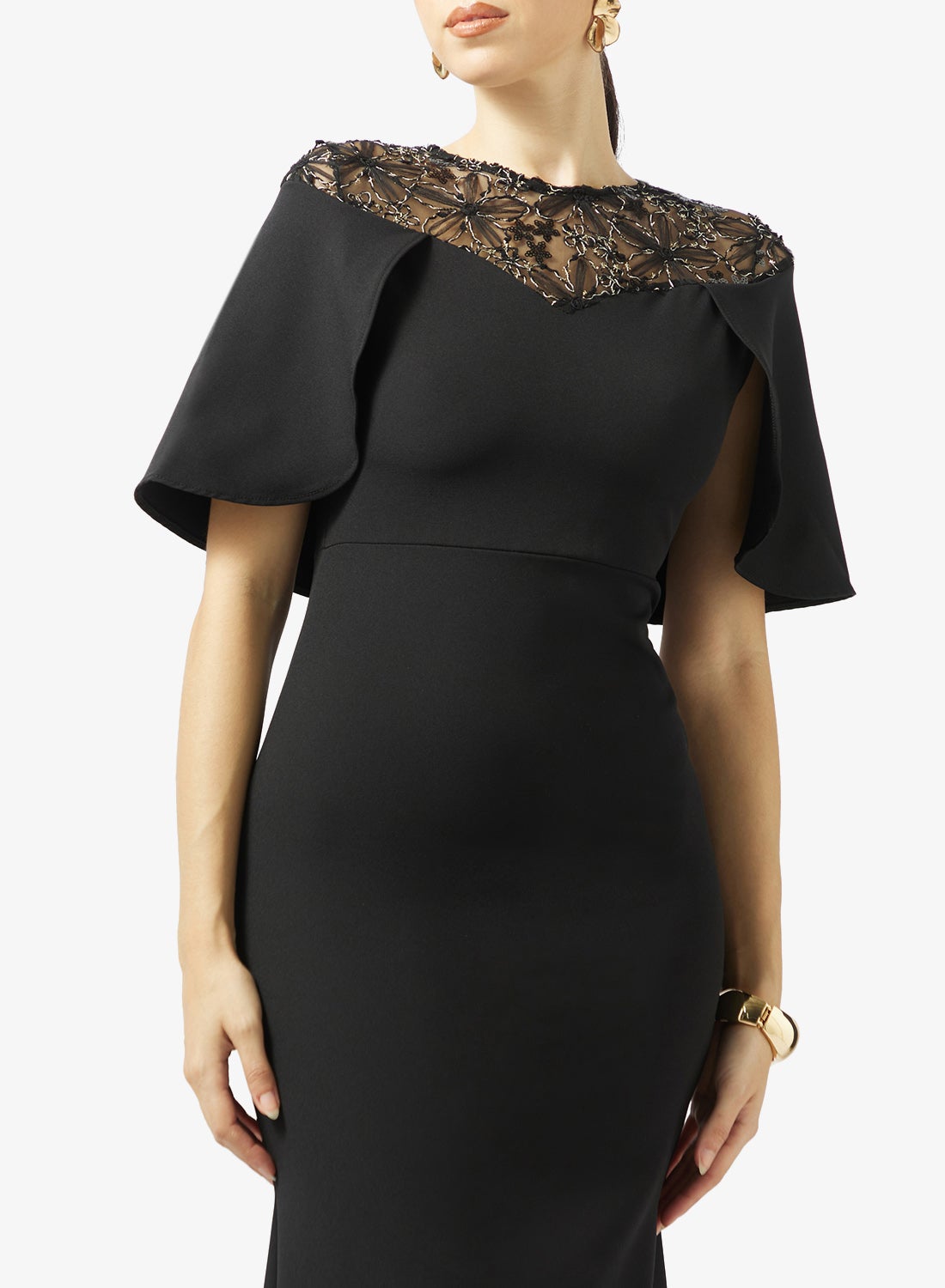 فستان سهرة مزخرف